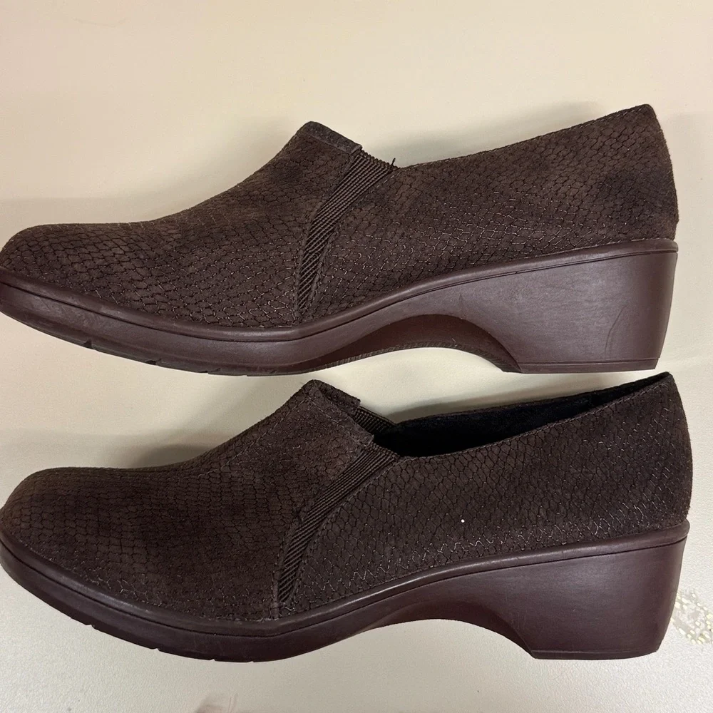 SKECHERS FLEXIBLE SIGNATURE LOAFER SLIP ON COMFORT CLOG OFFICE CASUAL SIZE 10
